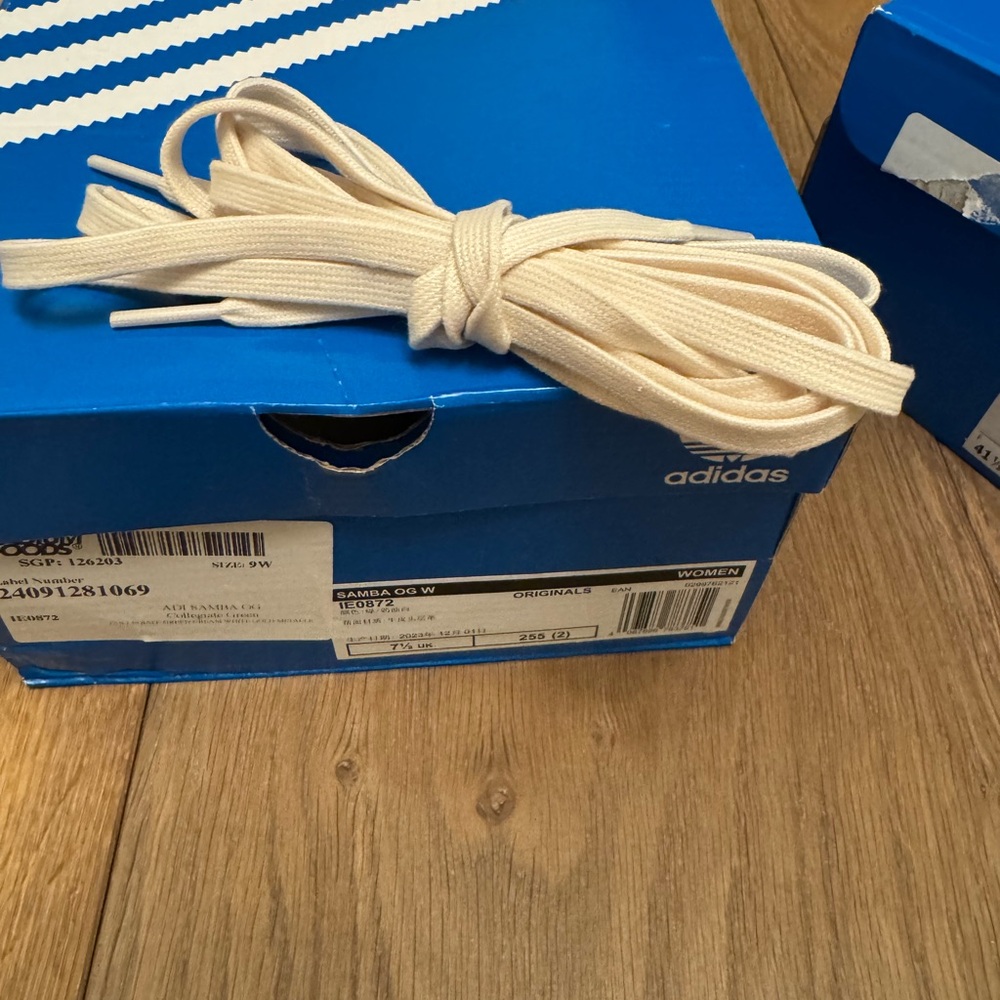 Adidas Collegiate Green Sambas Women’s size 9 - Picture 14 of 16